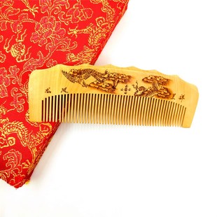 常州梳篦厂小叶黄杨木梳子防静电按摩礼物礼品手工绘画送人家用
