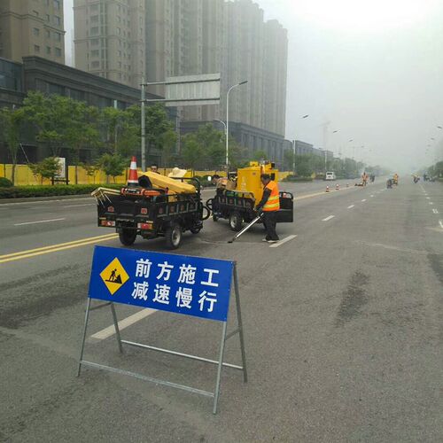 沥青灌封胶柏油路灌缝胶沥青块防水屋顶伸缩缝修补裂缝车间修补胶
