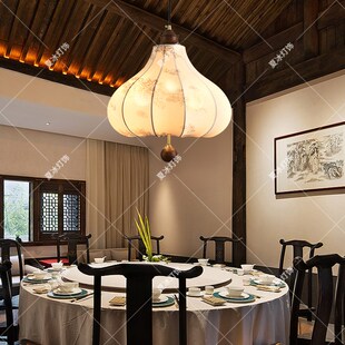 法式复古中古吊灯餐厅卧室灯主卧房间饭厅衣帽间实木温馨花纹灯具