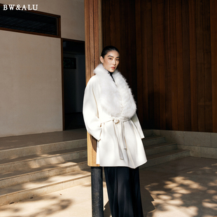 BW2025冬新款长袖绵羊毛廓形时髦外套狐狸毛领高级轻奢毛呢大衣女
