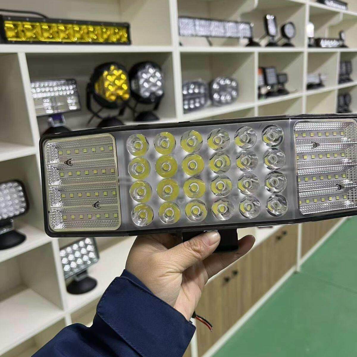 新款三面发光 收割机拖拉机LED改装强光射灯电动三轮车外置led灯