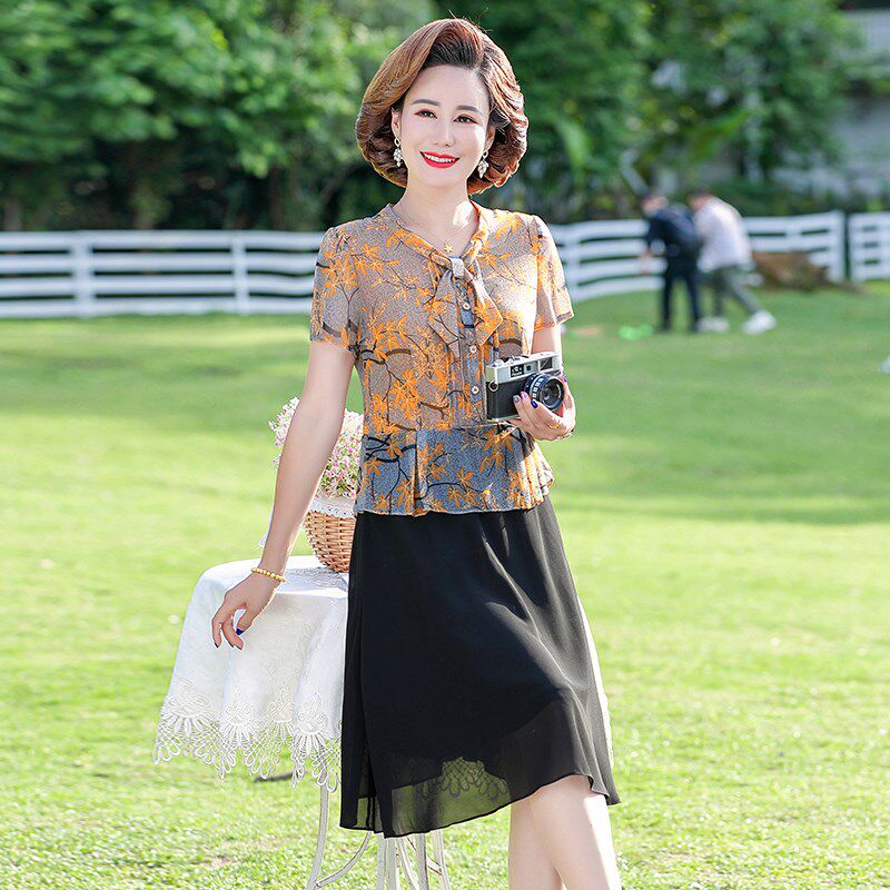 妈妈夏装洋气短袖连衣裙子中老年女2024新款中年雪纺气质长裙50岁