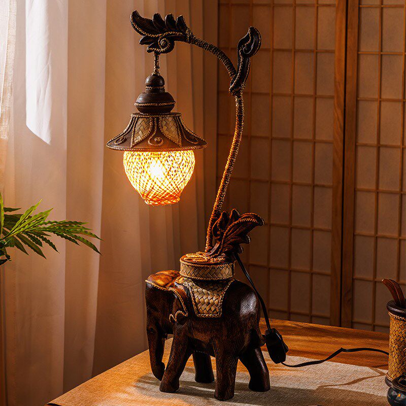 泰国实木台灯卧室床头灯创意温馨竹编灯大象复古泰式摆件装饰灯具