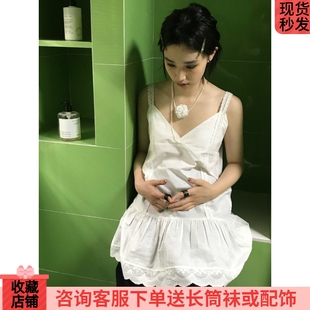 白开水清淡蕾丝宽幅拼接下摆叠穿打底吊带连衣裙