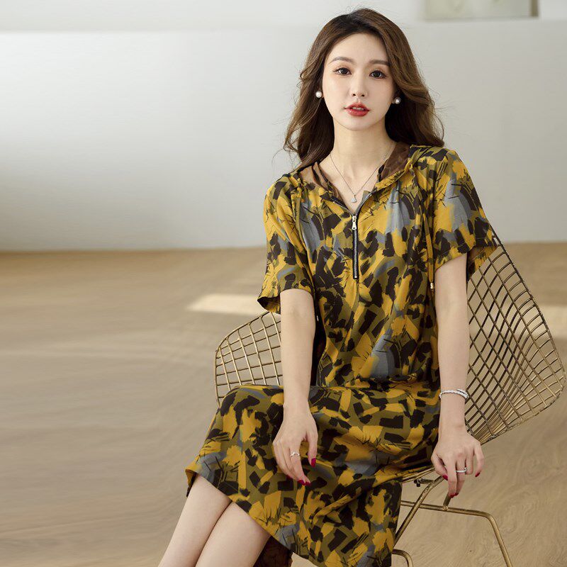 大码女装新款200斤胖mm夏装遮肚子显瘦中长款洋气时尚短袖连衣裙