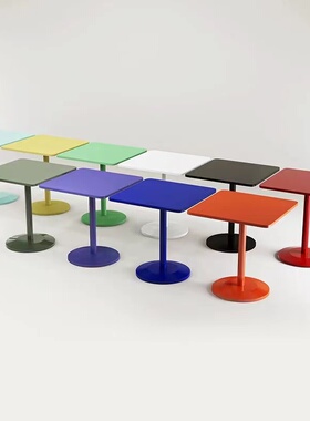 白色方桌休息区小桌子铁艺奶茶店咖啡厅洽谈桌椅组合户外商用餐桌