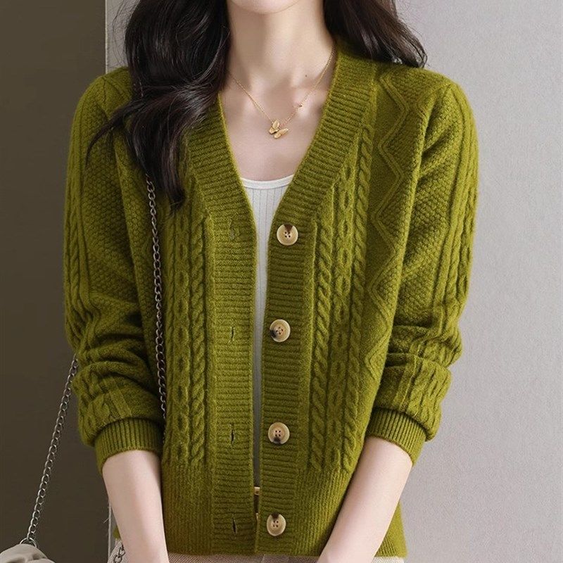 短款毛衣外套女春秋时尚洋气妈妈针织开衫厚款v领外搭配裙子上衣,女装/女士精品,羊绒衫,淘宝优惠券,粉丝福利购,淘宝优惠卷