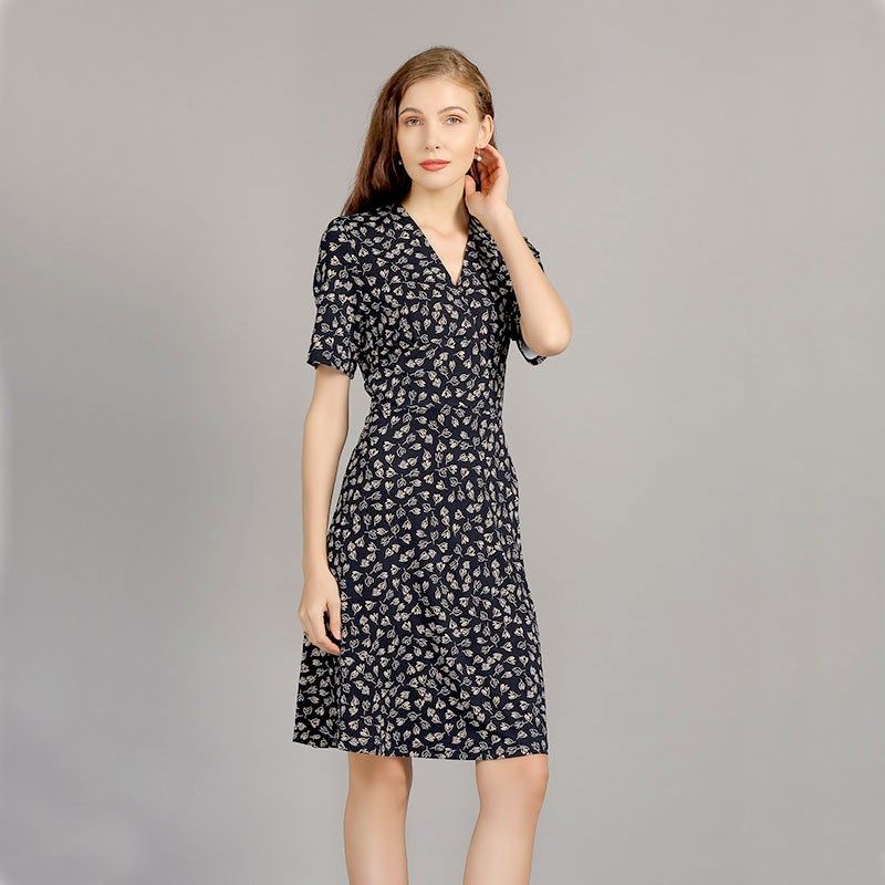 夏季大码女装交叉V领高腰修身收腰a字短袖针织弹力连衣裙气质显瘦