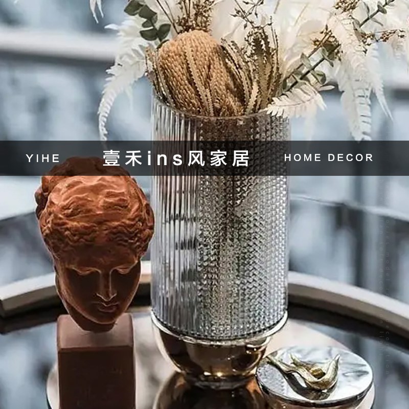 样板房主卧室飘窗台软装装饰品摆件组合托盘花艺花器马克杯储物罐
