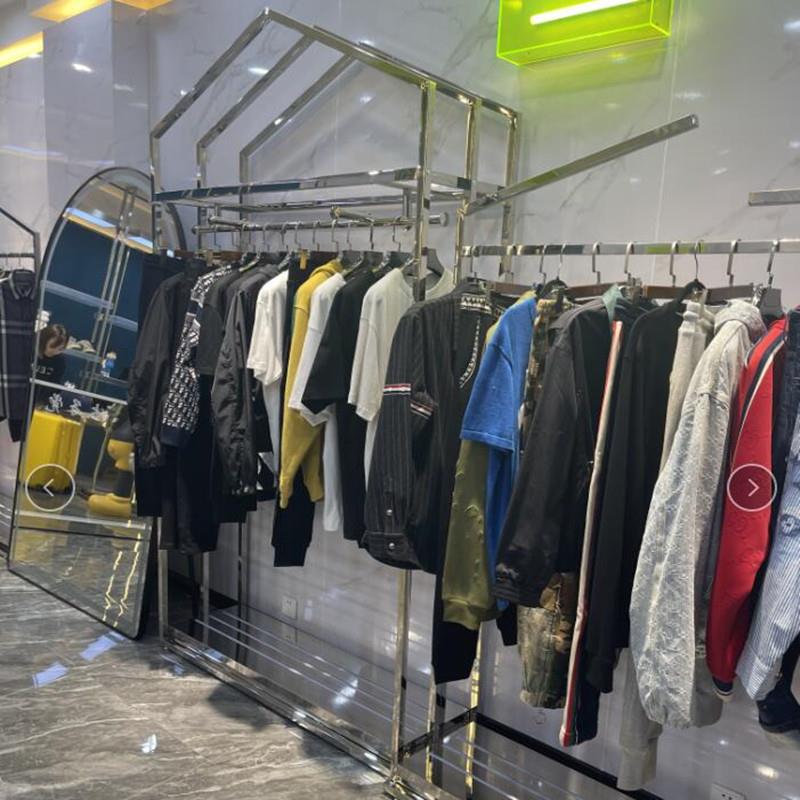 服装店展示架中岛落地货架带灯发光男女装陈列架不锈钢挂衣架中间