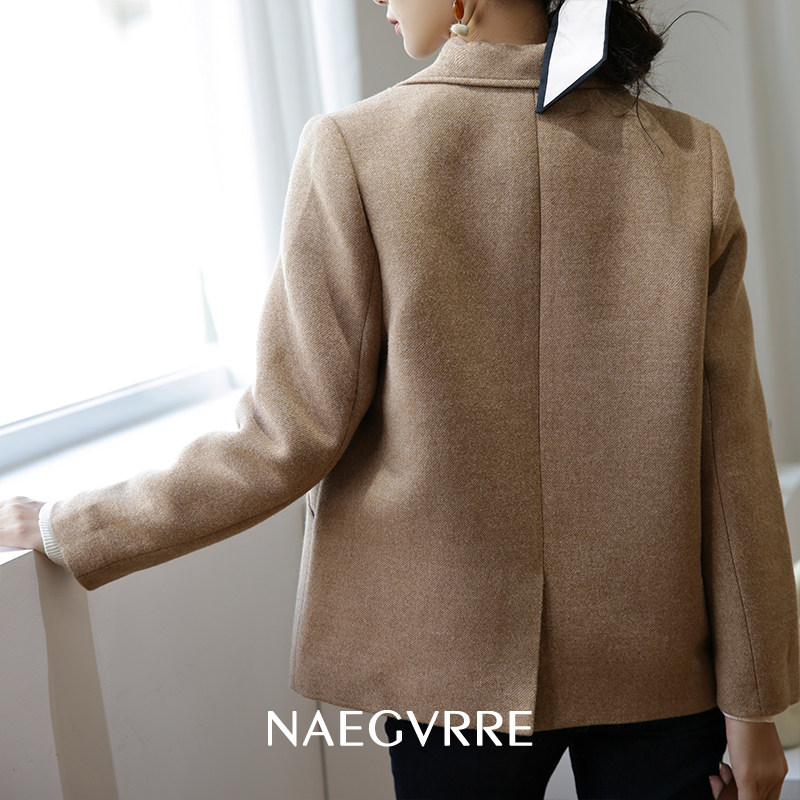 卡其色毛呢西装外套女小个子2021秋冬新款高级感气质短款呢子大衣