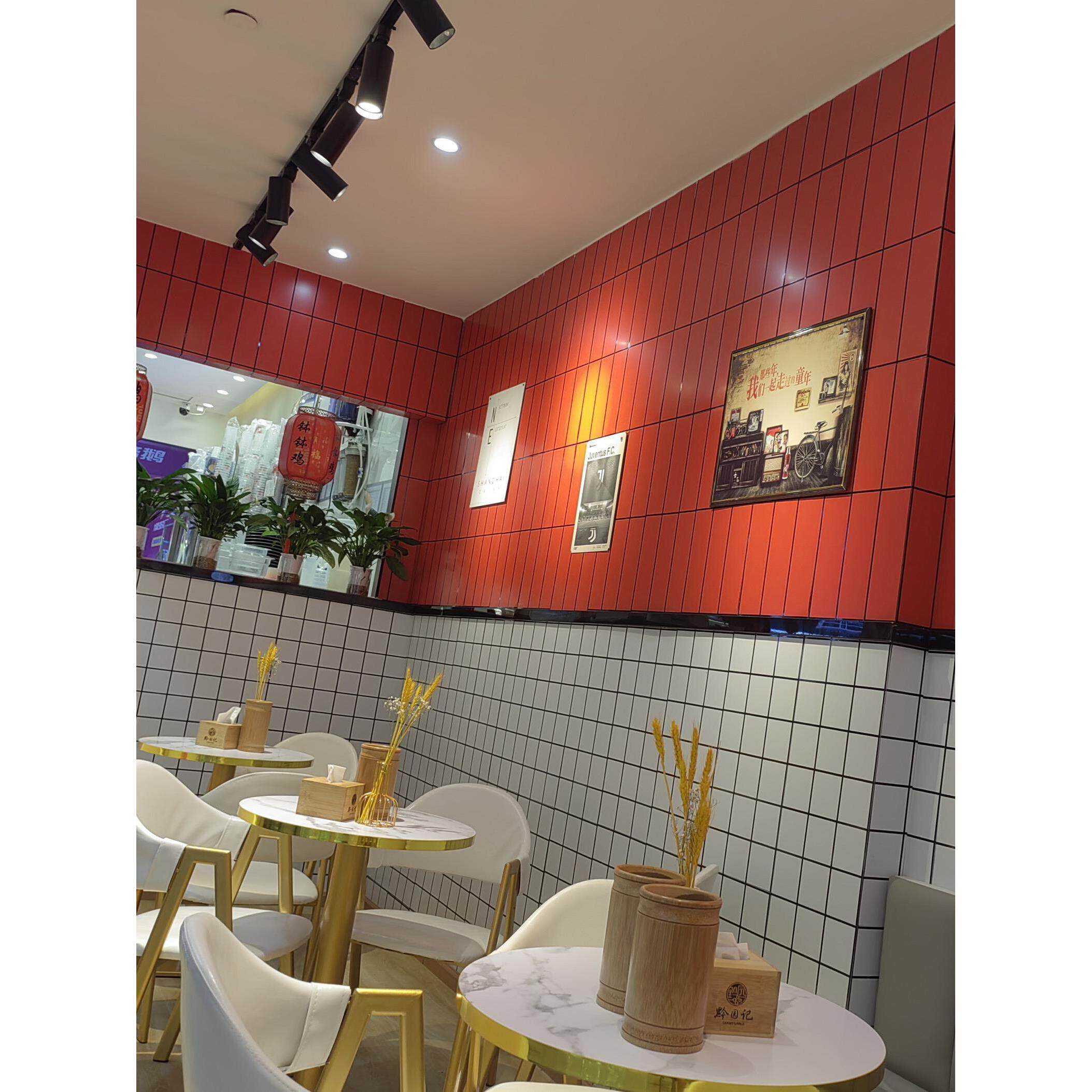 自粘铝塑板店面墙裙自粘墙贴板厨房翻新遮丑卫生间防水彷瓷砖加厚