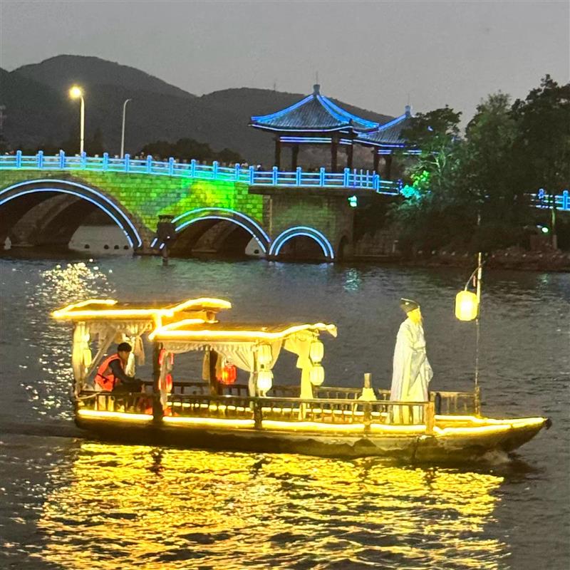 木船水上演绎船舞台船网红夜游电动游船巡演歌舞演出装饰表演花船