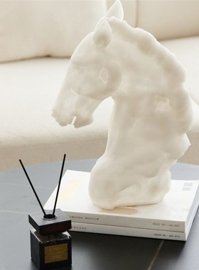 SOLO HOUSE砂岩白色艺术马头雕塑摆件客厅样板间玄关家居装饰摆件