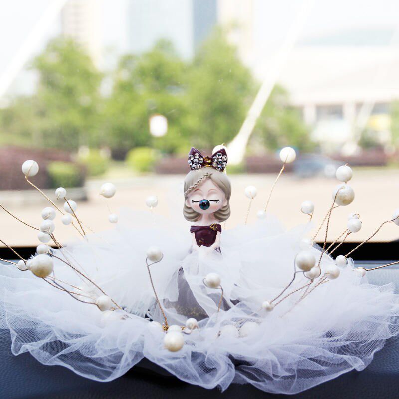 蓬蓬裙泡泡公主女孩汽车摆件羽毛防滑车内香薰高档女士车载饰品,汽车用品/电子/清洗/改装,摆件,淘宝优惠券,粉丝福利购,淘宝优惠卷