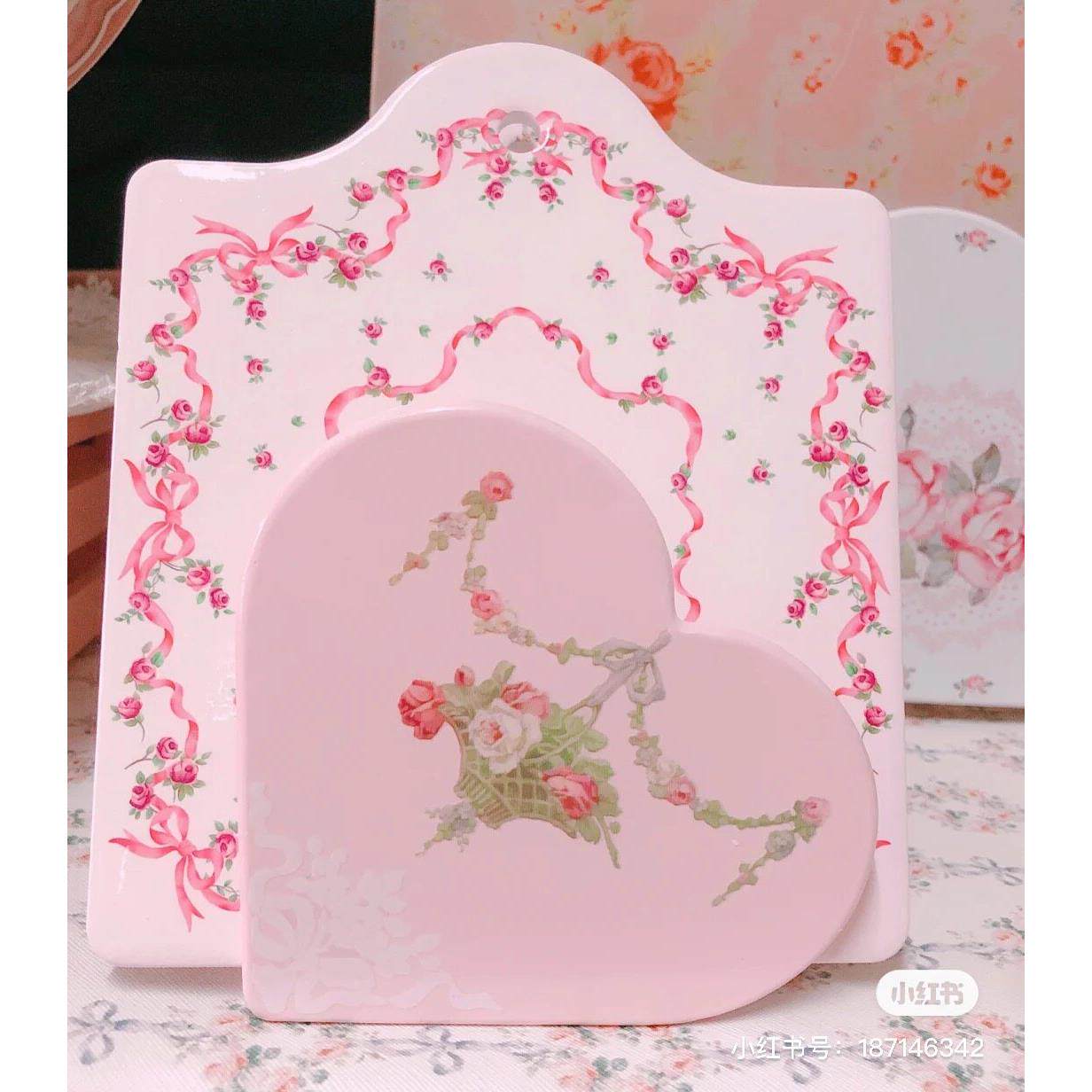 北欧简约爱心砧板架多层锅盖架菜板架铁艺多功能厨房置物架碟盘架