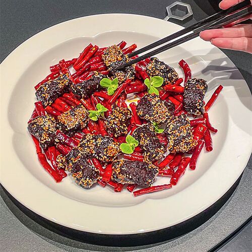 农家乐土菜馆圆形炒菜浅盘纯白中式热菜盘特色陶瓷湘菜大圆盘土菜