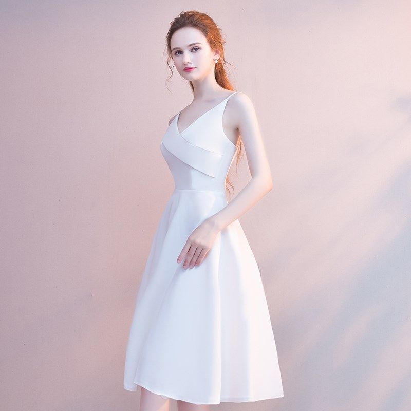 小个子晚礼服女宴会气质白色伴娘平时可穿法式高级质感吊带连衣裙