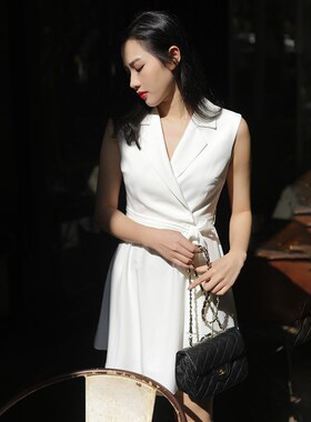 微然2023春夏装新款时尚职业装OL气质西装领无袖白色连衣裙女裙子