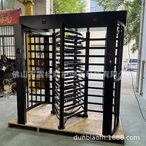 电控全封闭式立式高转闸门江苏扬州企业进出指纹刷脸门禁考勤闸机