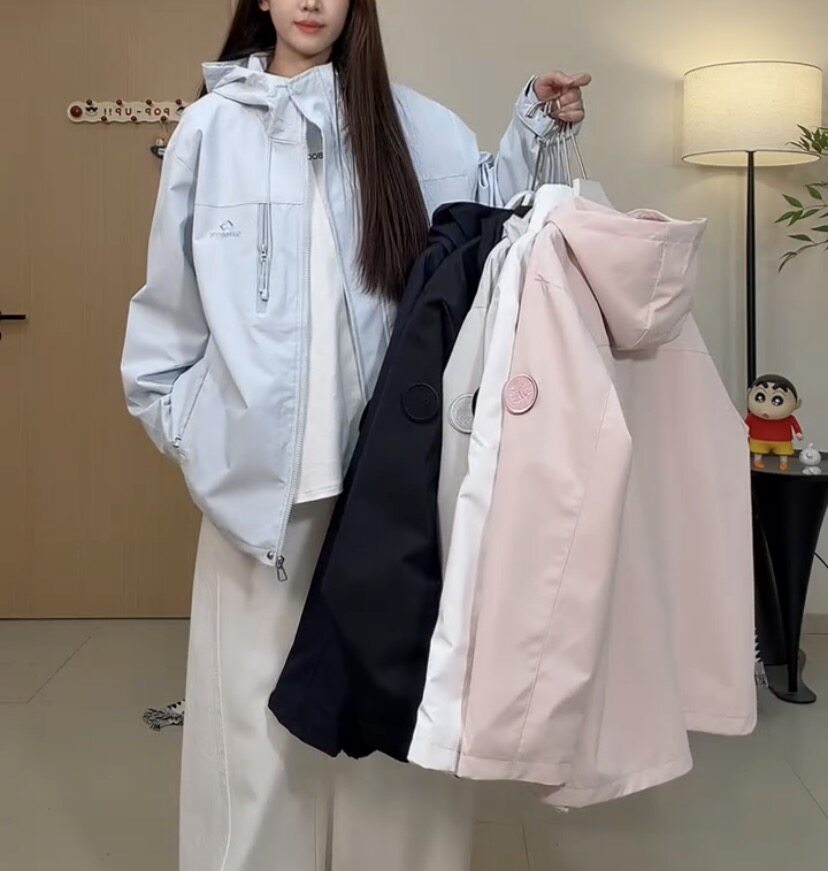 春秋季新款冲锋衣连帽外套女拉链开衫上衣宽松青少年韩版学生潮牌