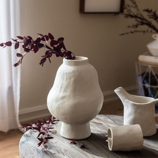 陶瓷花瓶手工中温花器磨砂质感花盆素白古朴典雅现代桌面客厅摆件