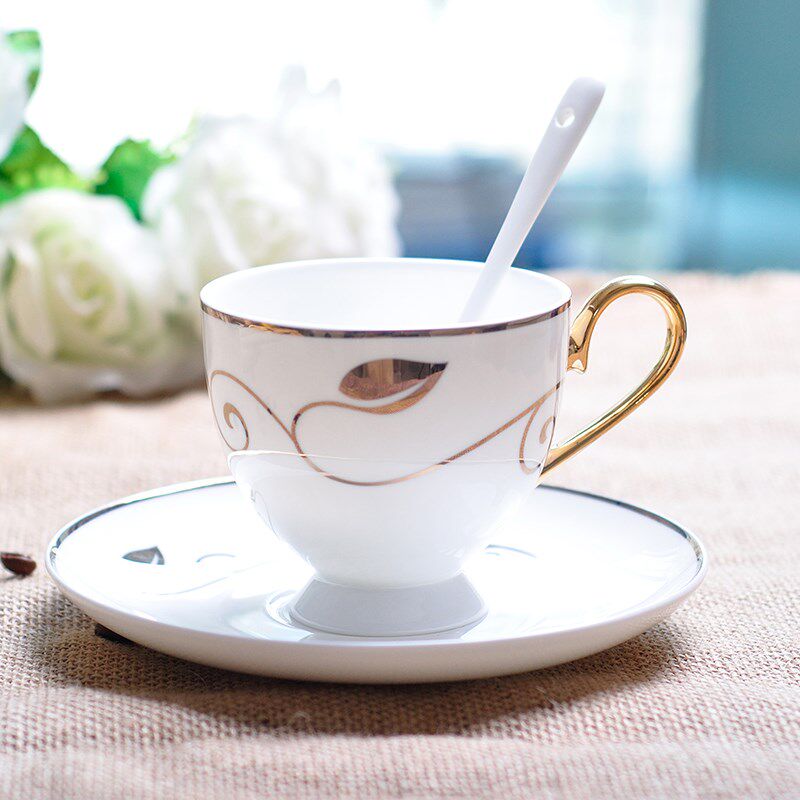 骨瓷咖啡杯套装创意陶瓷茶杯杯子家用优雅水杯高档cc-3杯碟欧式