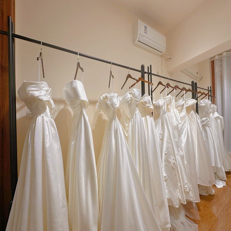 黑色落地婚纱展示架影楼礼服陈列货架秀禾挂衣架中式架子头纱挂杆