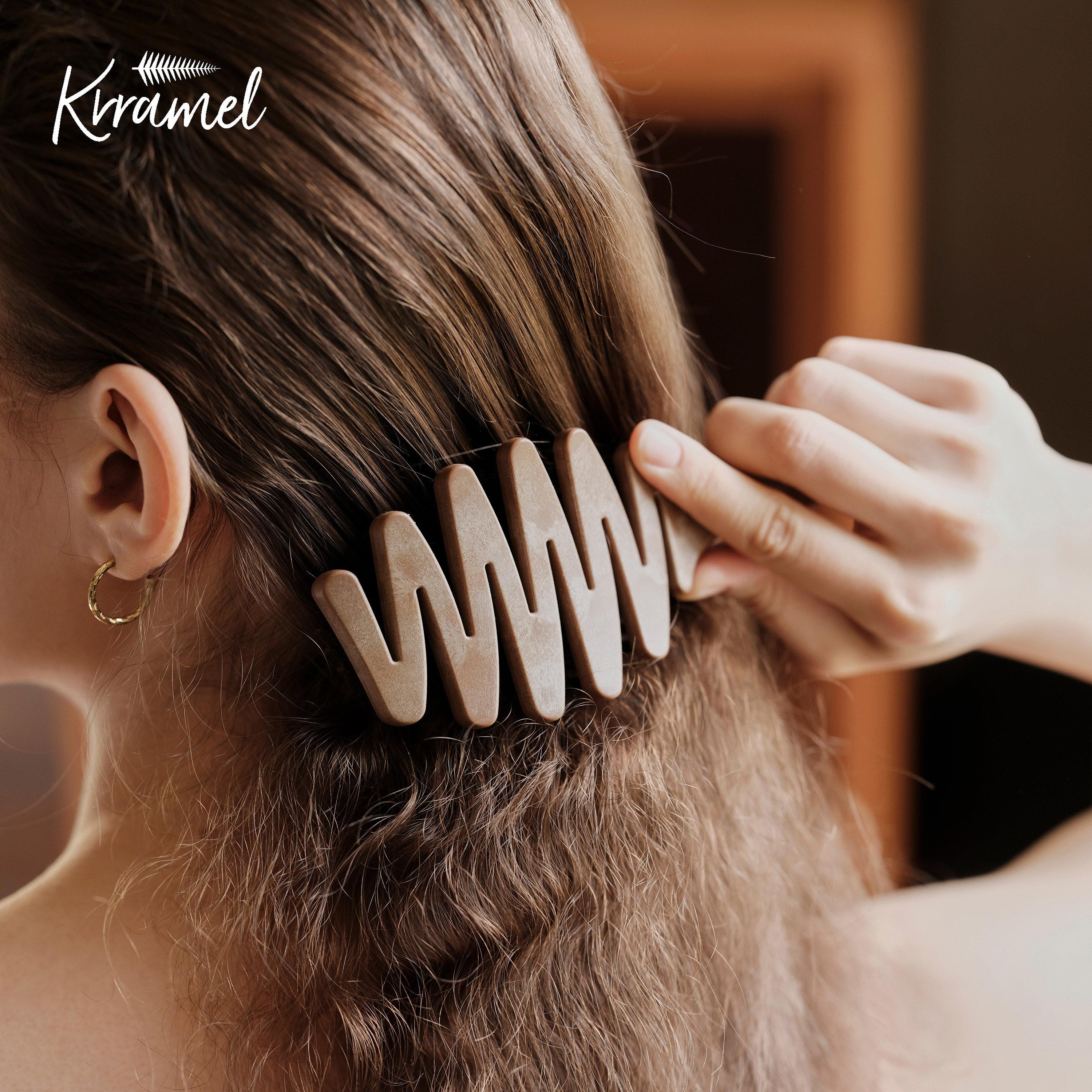 KRRAMEl【生日礼物】松塔猪鬃梳气垫梳子女家用头皮按摩梳子