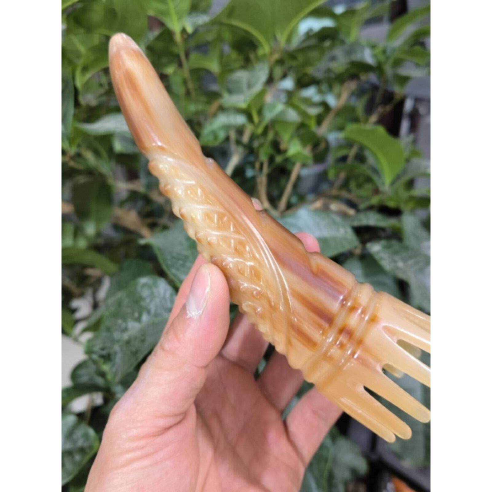 藏边藏白牦牛角尖梳，按摩梳，洗发梳，防静电雕刻梳