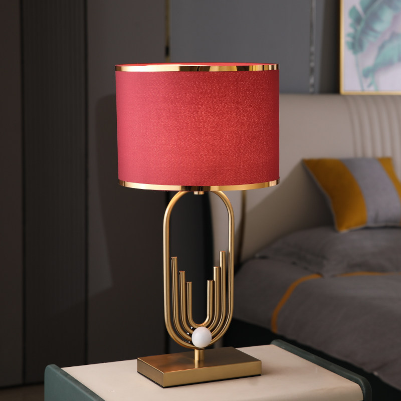 结婚台灯婚房床头灯卧室婚房新娘陪嫁灯新婚庆灯红色轻奢长明灯