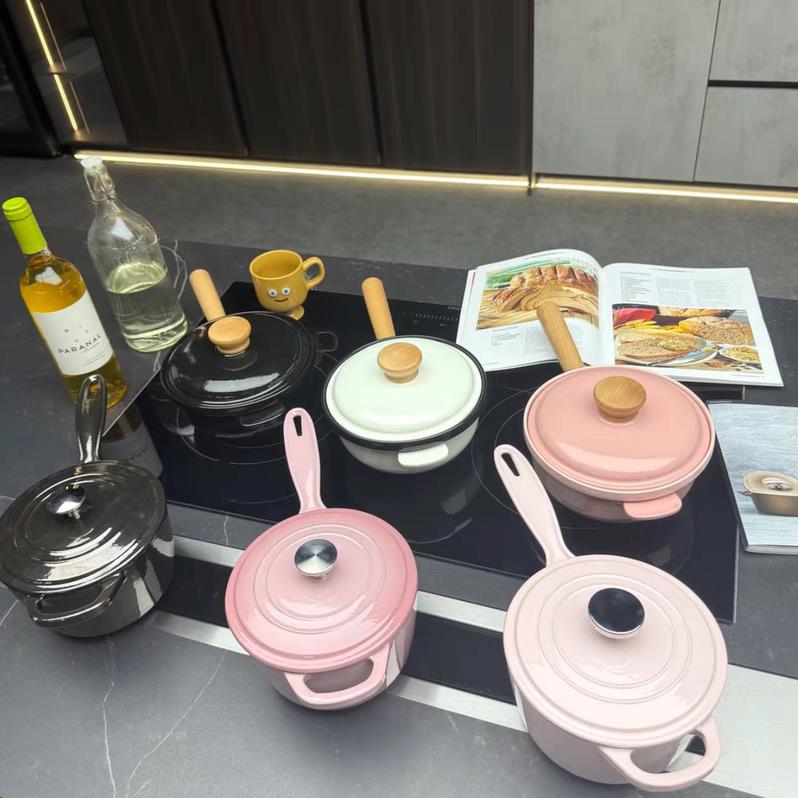 三厦精品铸铁珐瑯锅宝宝副食品锅小奶锅蒸笼一人食副食品18电磁炉