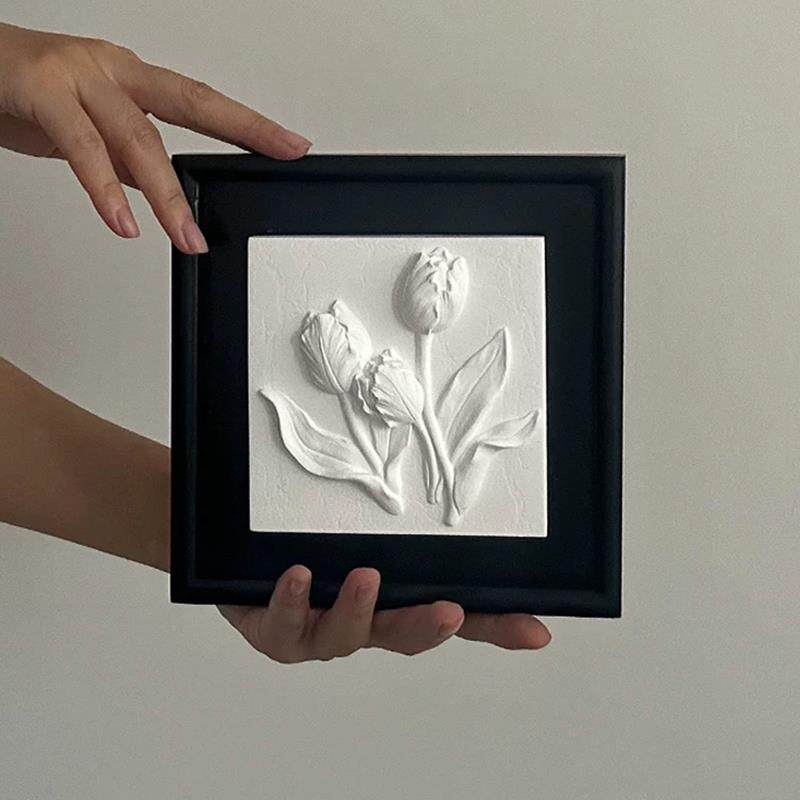 法式复古石膏感卧室小摆件挂画郁金香黑白风挂画高级感玄关装饰画