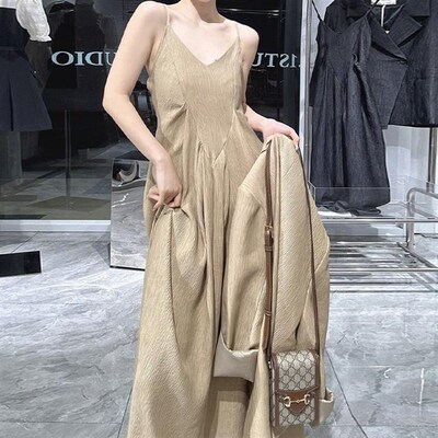 大码女装新款春秋微胖mm宽松西装外套吊带长裙显瘦时尚套装两件套