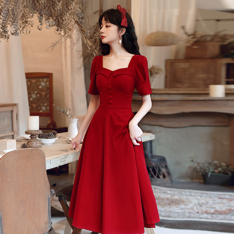 敬酒服新娘小个子2021新款夏季红色订婚小礼服裙子平时可穿连衣裙