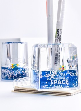 创意宇航员太空人液体流沙亚克力笔筒尺子摆件文具学生办公用品