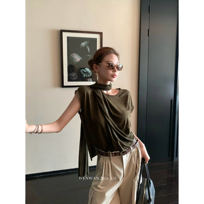 WENWAN【私服调调】开箱私服 小众设计感不规则垂感围领扭结上衣