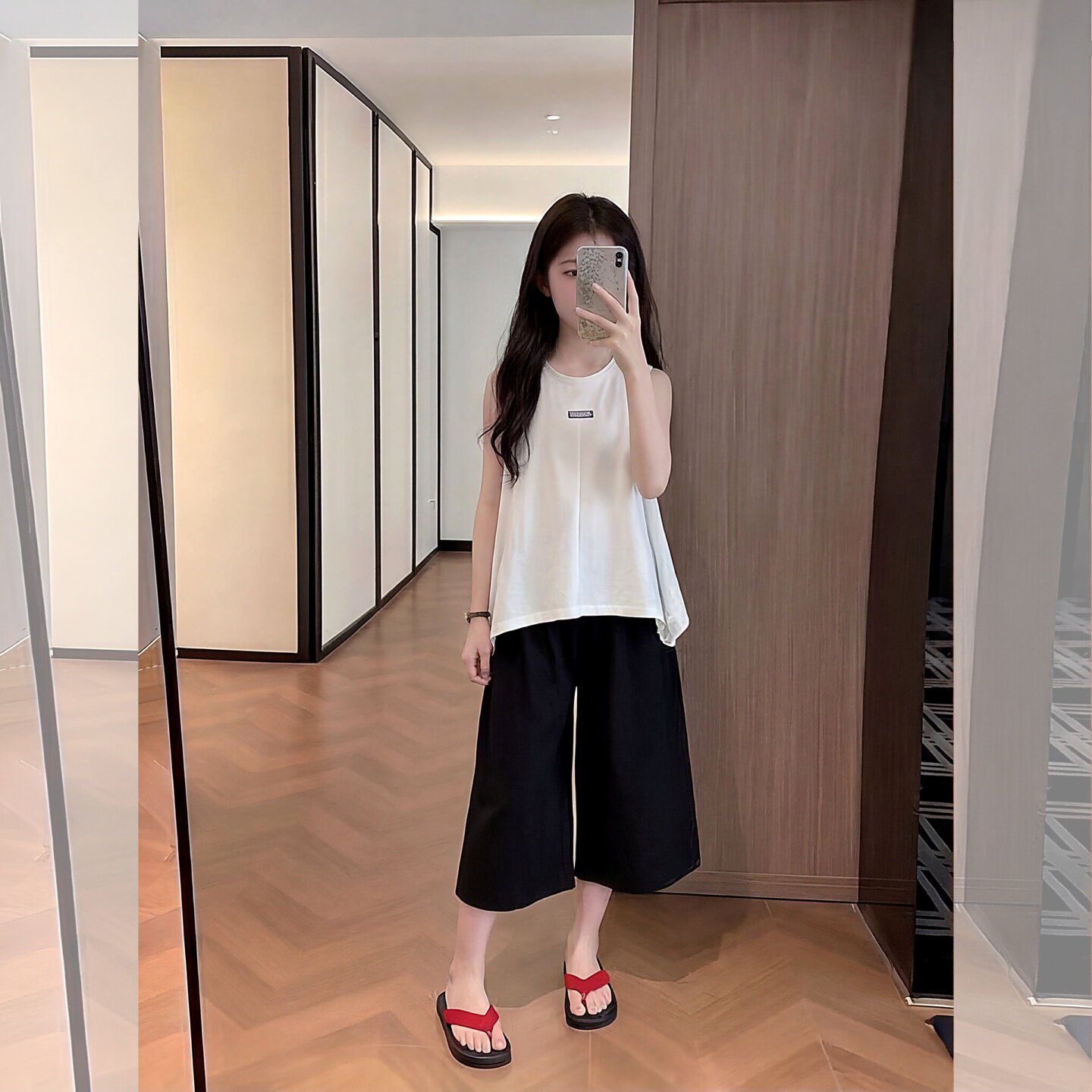 女童夏季2026韩版背心字母不规则