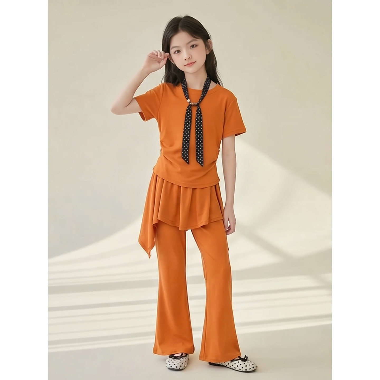 女童套装夏季薄款女大童休闲短袖屁帘喇叭裤两件套2026新款儿童装