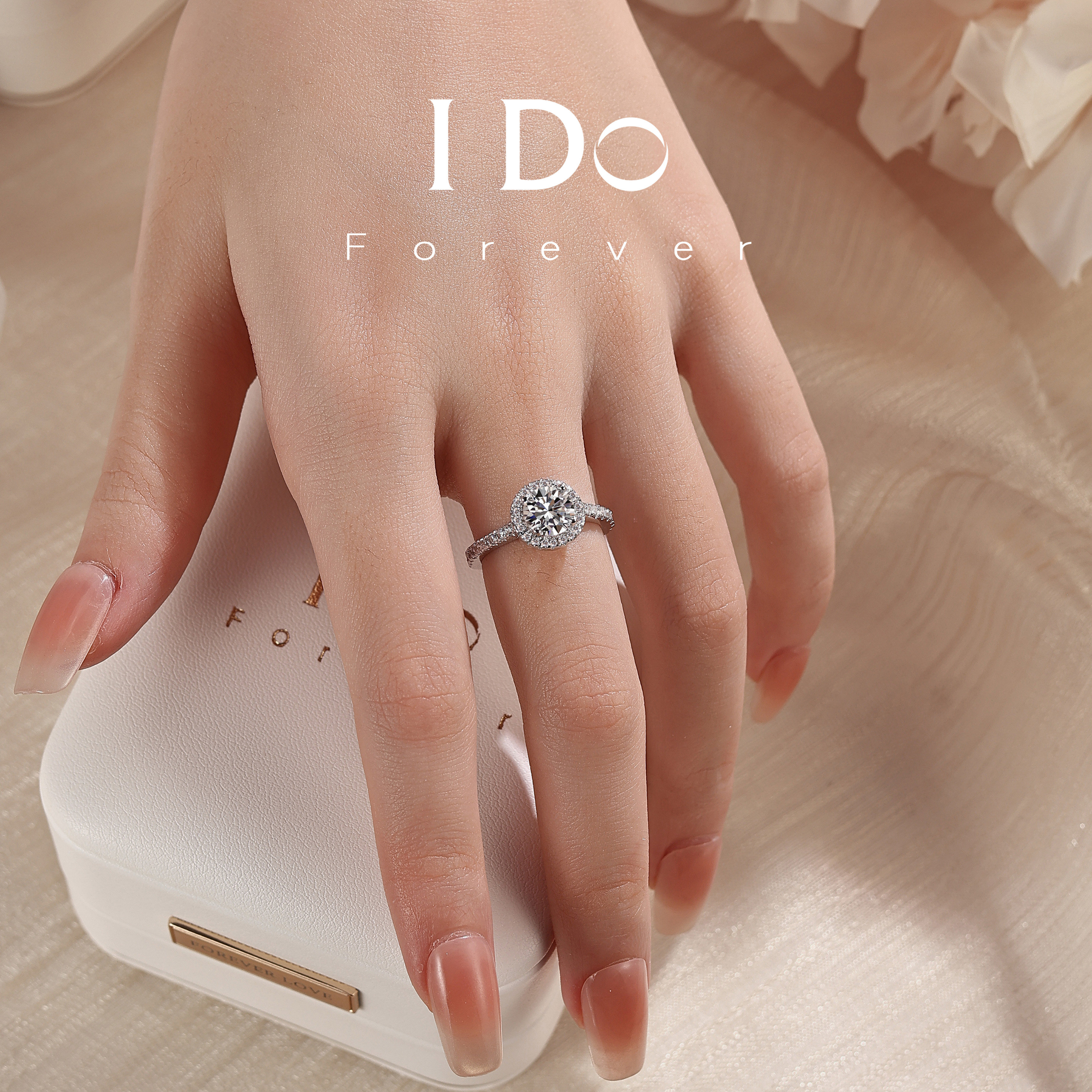 IDOForever培育钻石一克拉钻戒图片