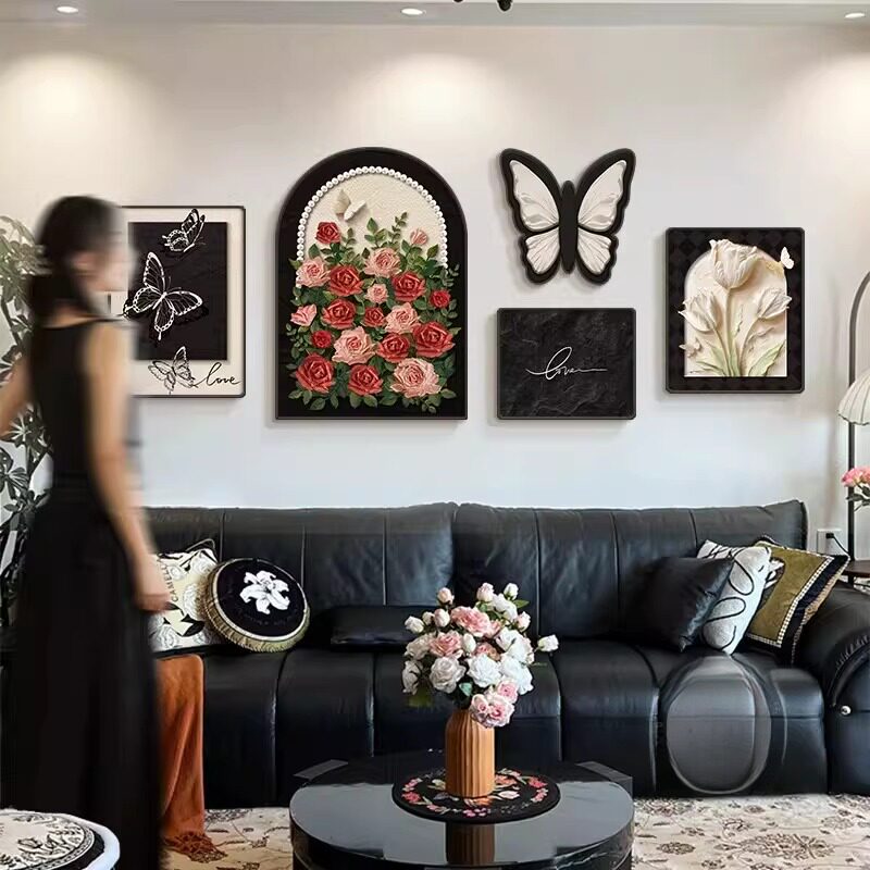法式复古风客厅装饰画奶油中古风沙发背景墙挂画蝴蝶玫瑰组合壁画