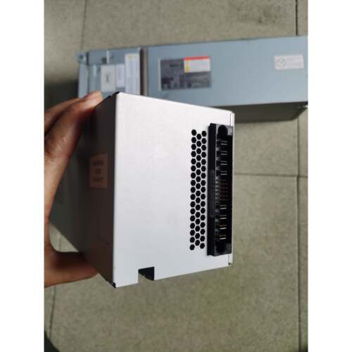 NETAPP DS4243 HB-PCM01-580-AC 电源 82562-20 12 82562-21