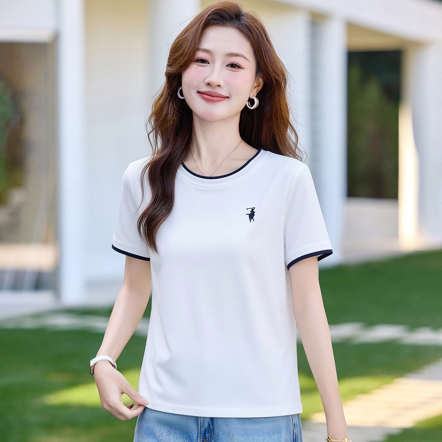 夏季白色圆领短袖t恤女2026新款爆款洋气半袖女士正肩气质上衣