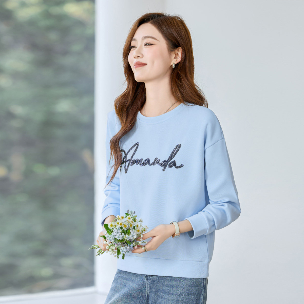 春季圆领长袖卫衣女款小个子高级感2026年爆款宽松正肩女士上衣