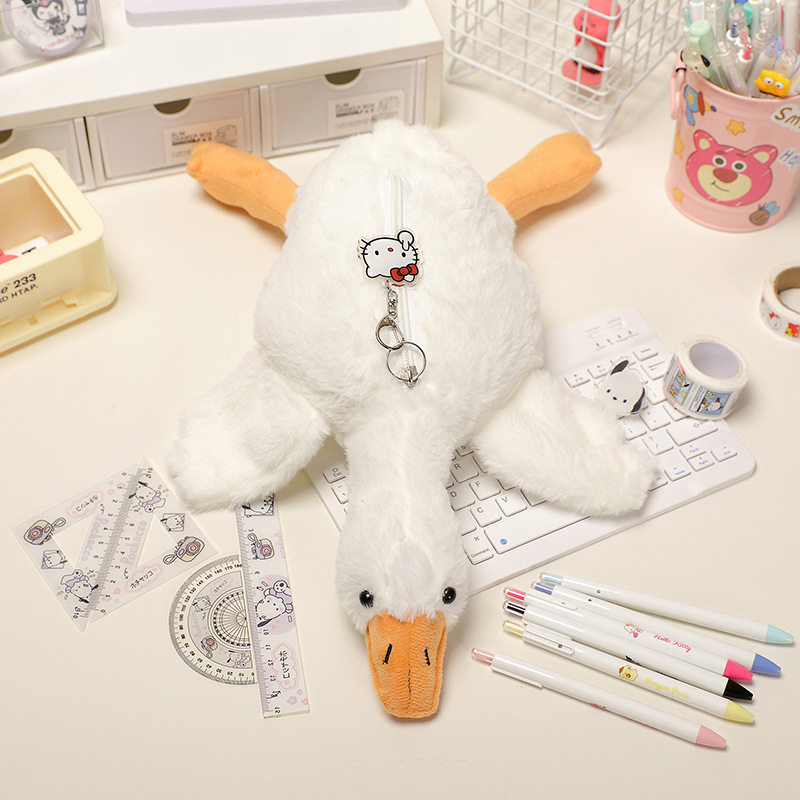 大白鹅毛绒笔袋学生趣味动物卡通文具收纳袋公仔可爱小众