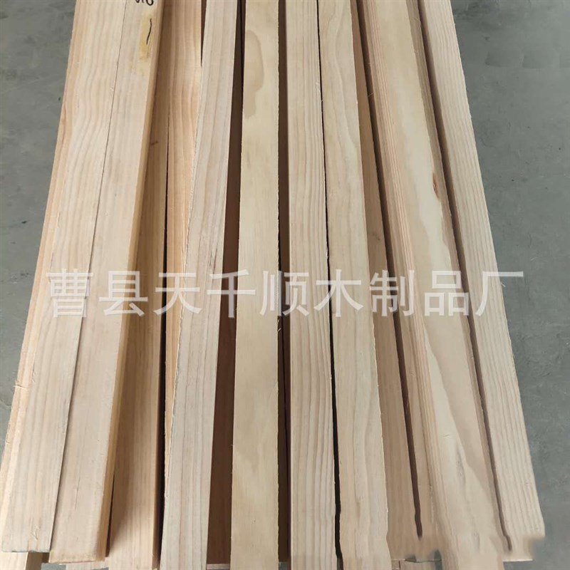 新西兰辐射松木条建筑工地多规格方形木条松木建筑木板条