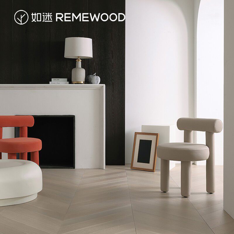 REMEWOOD欧洲进口橡木浅灰色多层鱼骨实木复合地板全桦木地暖专用