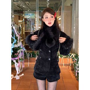 矜贵千金 冬装韩剧财阀套装拼毛毛双排扣西装上衣高腰休闲短裤子