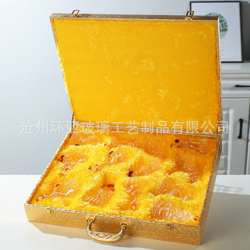 厂家现货供应高硼硅玻璃动物酒瓶新款十二生肖套装酒瓶创意洋酒瓶