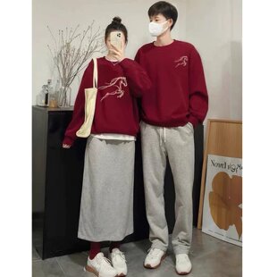 本命年酒红色冬季圆领卫衣女马年2026新款宽松重磅过新年战袍上衣